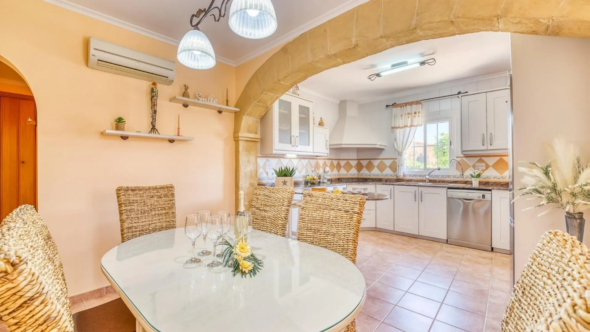 Countryside Finca With Private Pool إسبانيا